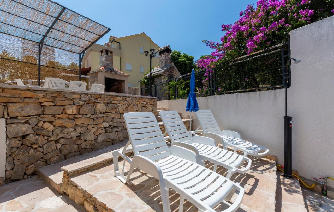 Holiday home Listes