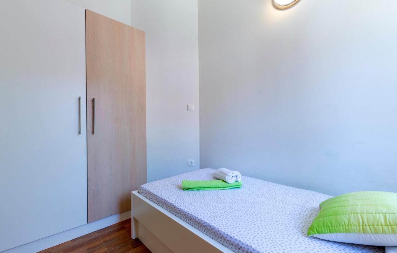 Listes Holiday home *
